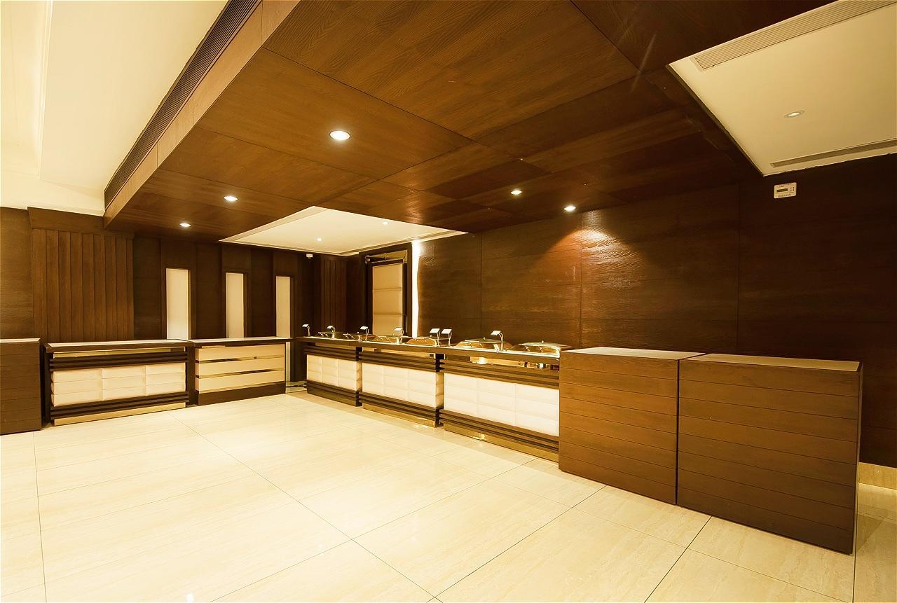 The Palm Court Hotell Ludhiana Exteriör bild